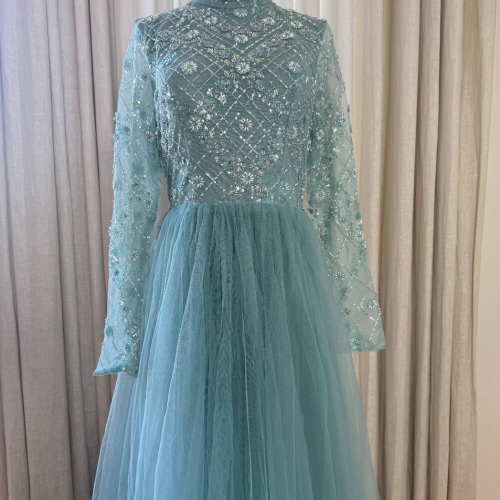 NEW Faeriesty Long-Sleeve Seafoam Princess Ball Gown, Size Large - Picture 9 of 12